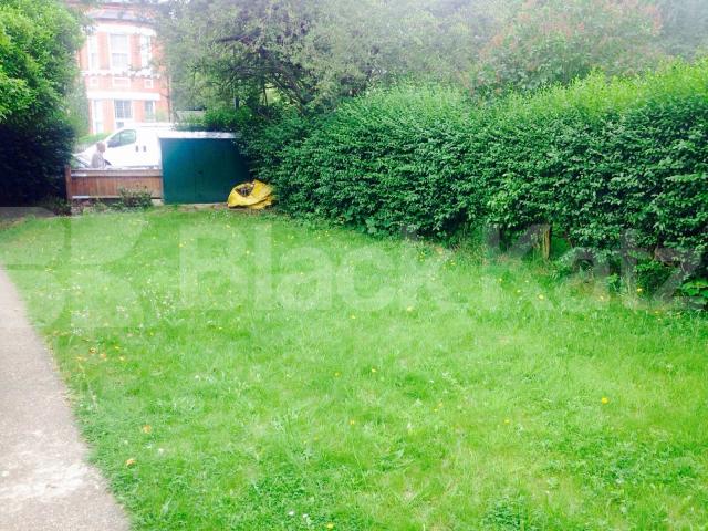 			NEW INSTRUCTION, 2 Bedroom, 1 bath, 1 reception Apartment			 Croxted Road, Herne Hill / West Dulwich